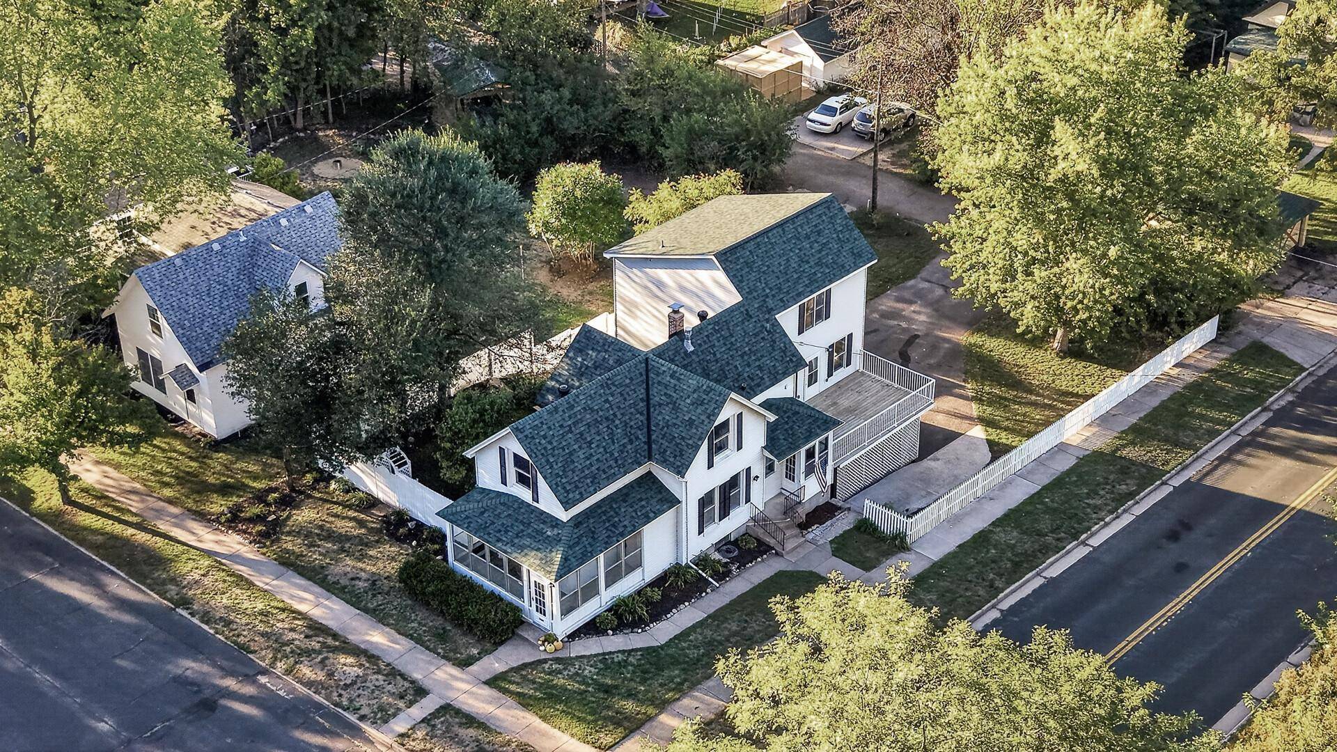 627 Locust ST, Hudson, WI 54016