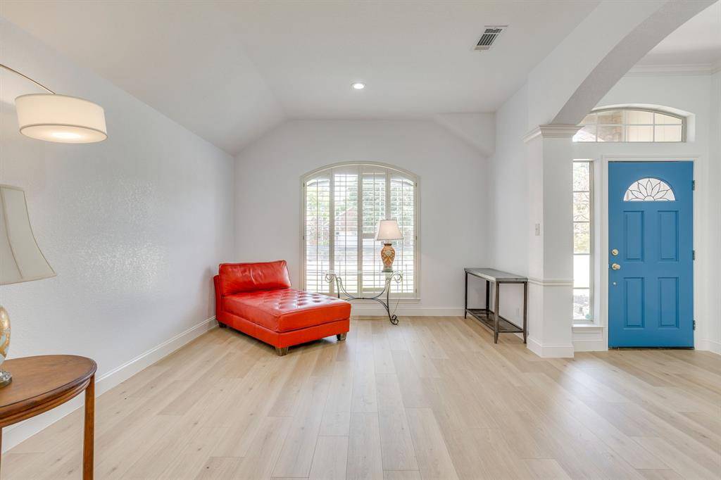 3100 Andrew Court, Bedford, TX 76021