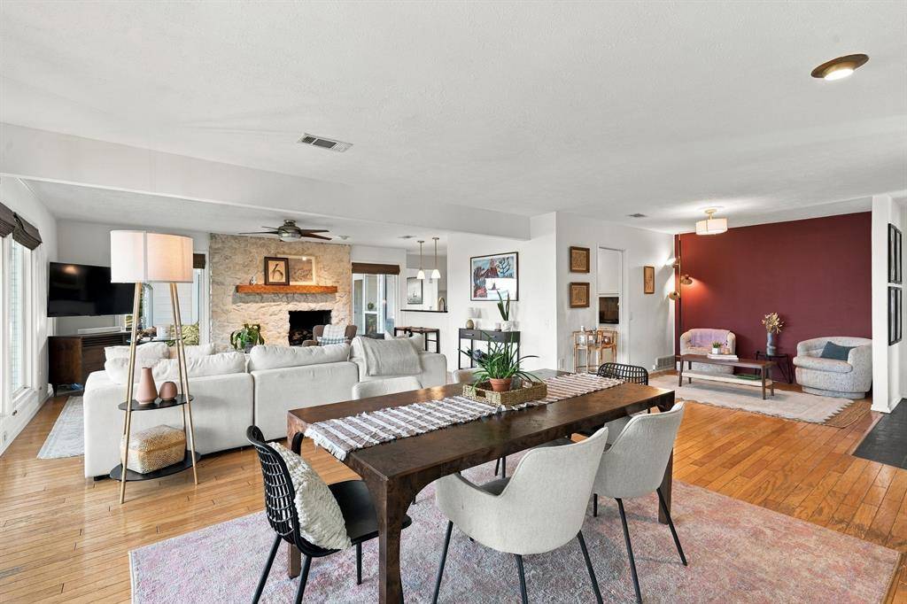 9307 Crestedge Drive, Dallas, TX 75238