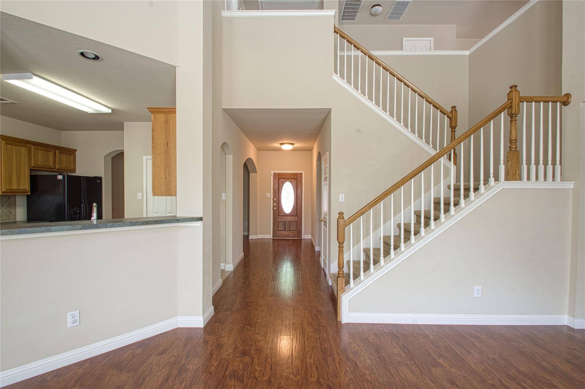 2412 Silver Spur LN, Leander, TX 78641