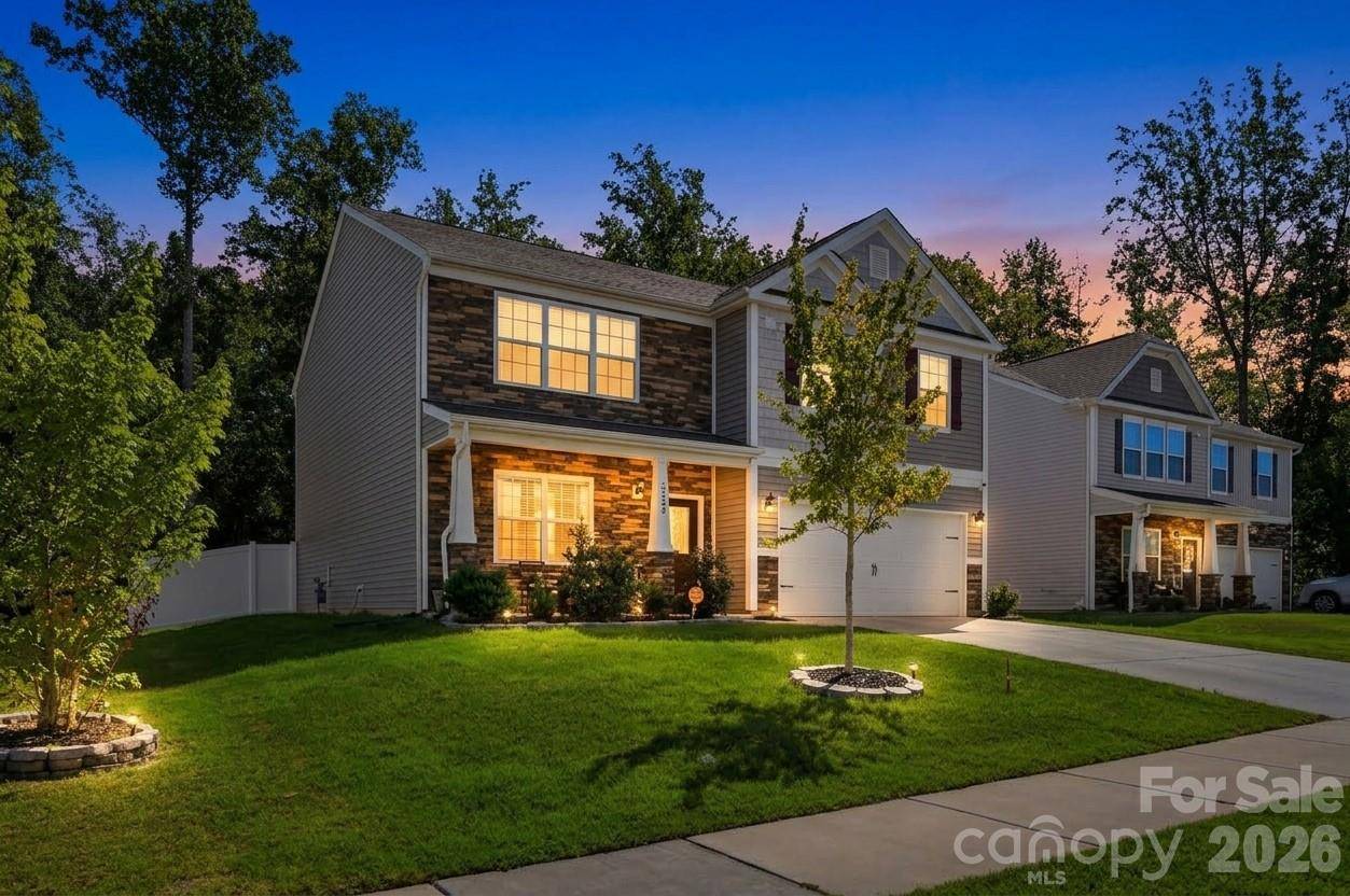 6204 Ellimar Field LN, Charlotte, NC 28215