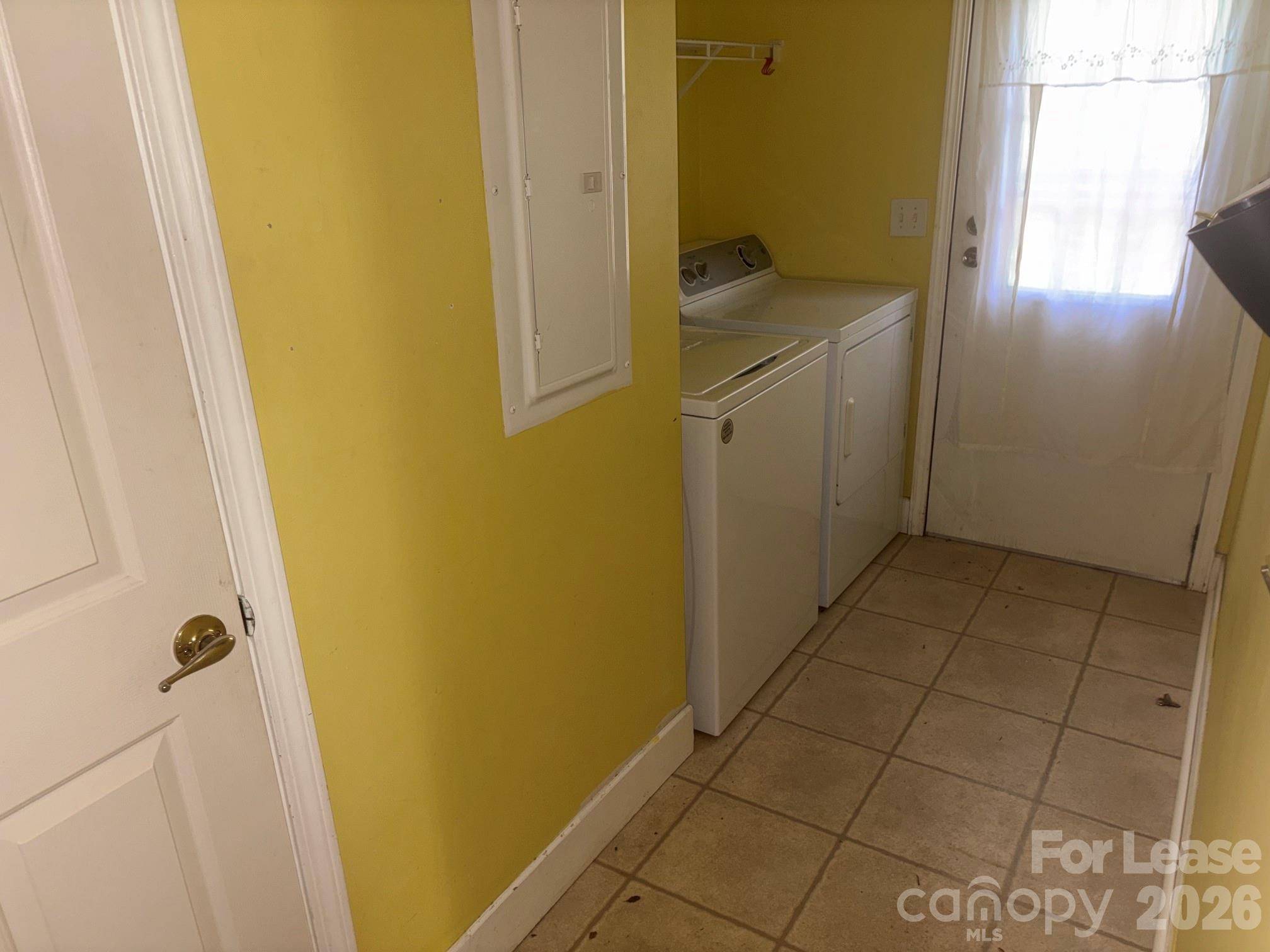 311 Brookside Camp RD, Hendersonville, NC 28792