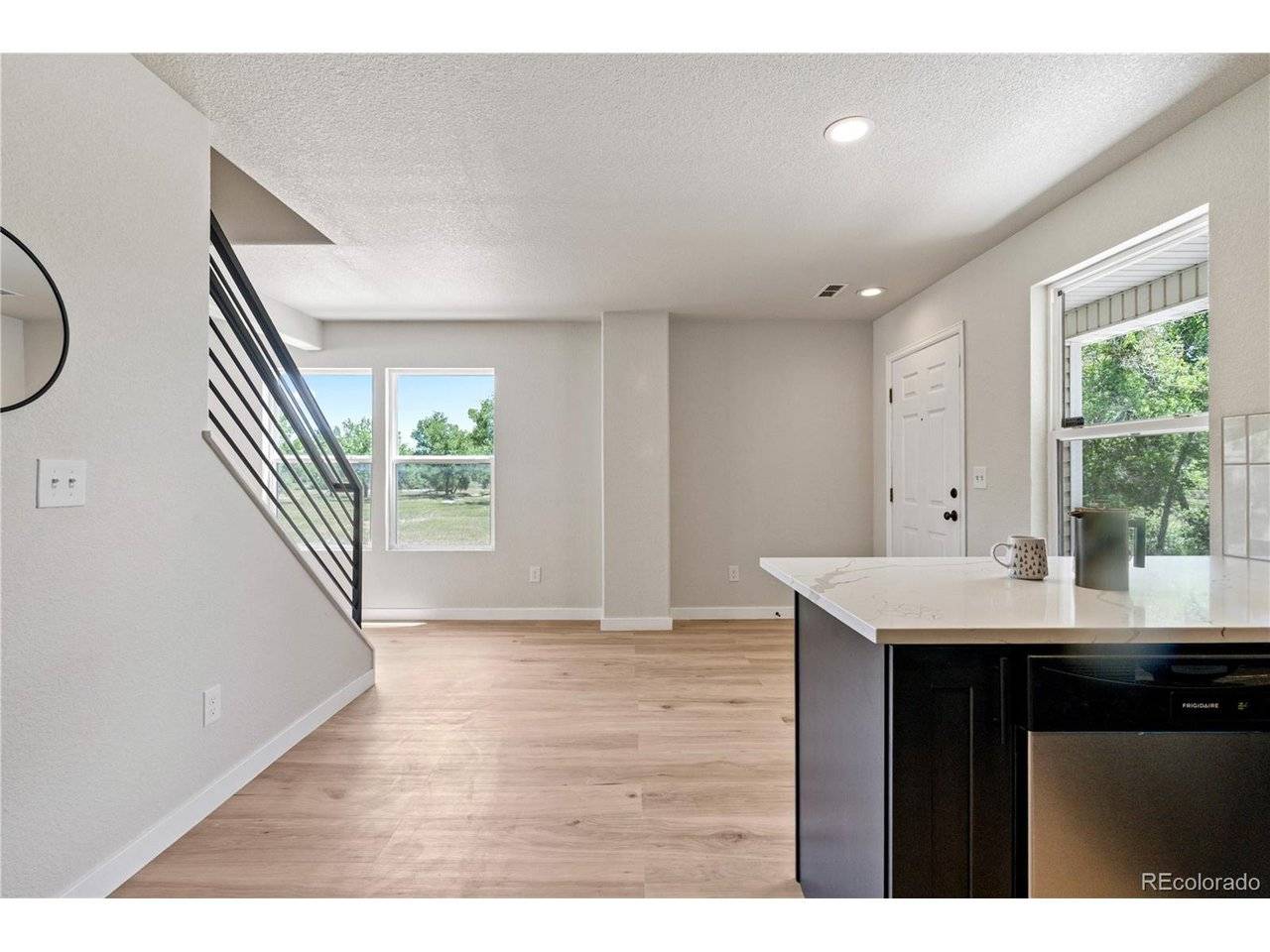 7810 S Kittredge, Englewood, CO 80112