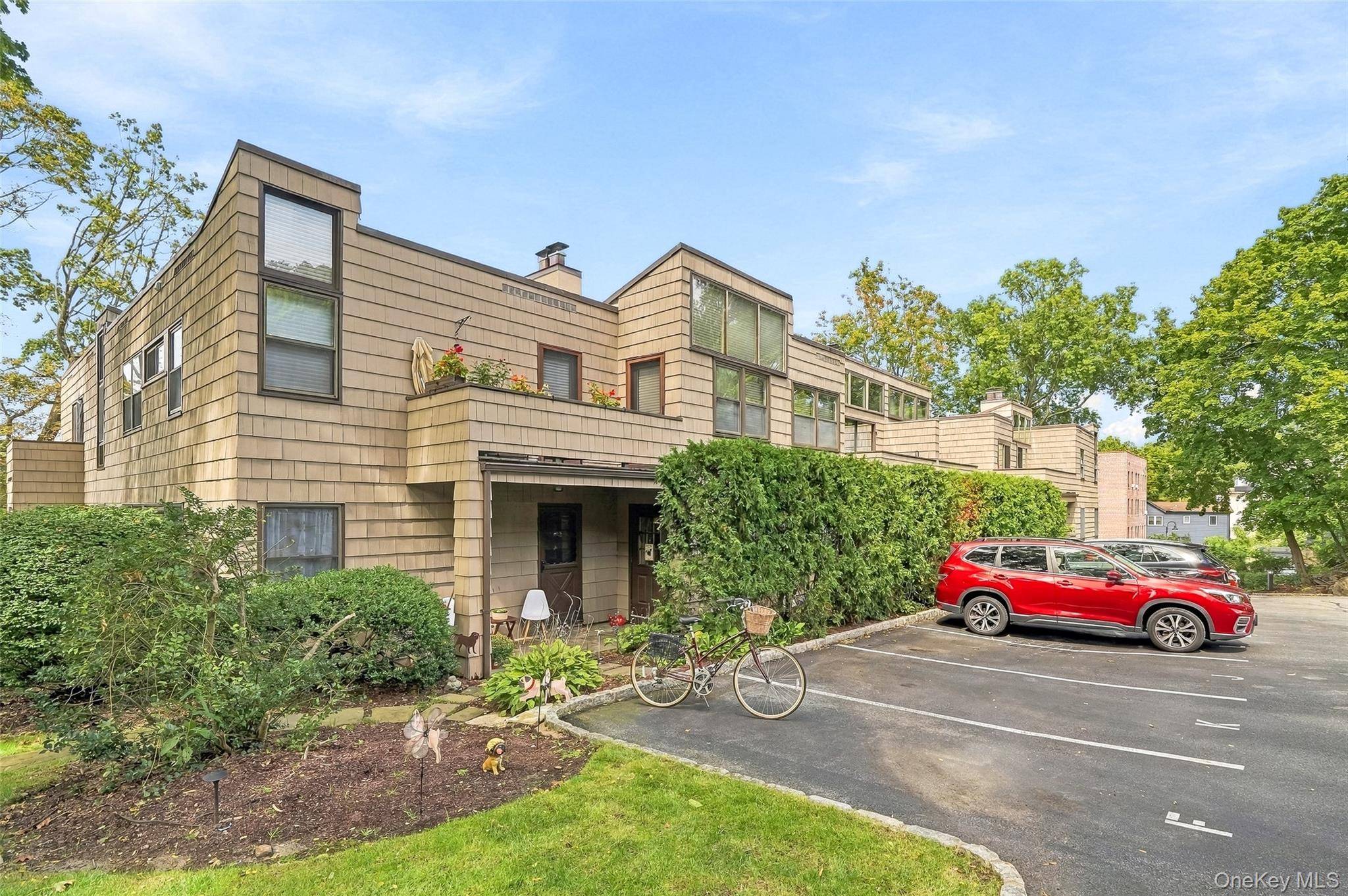 216 Purchase ST #F, Rye, NY 10580