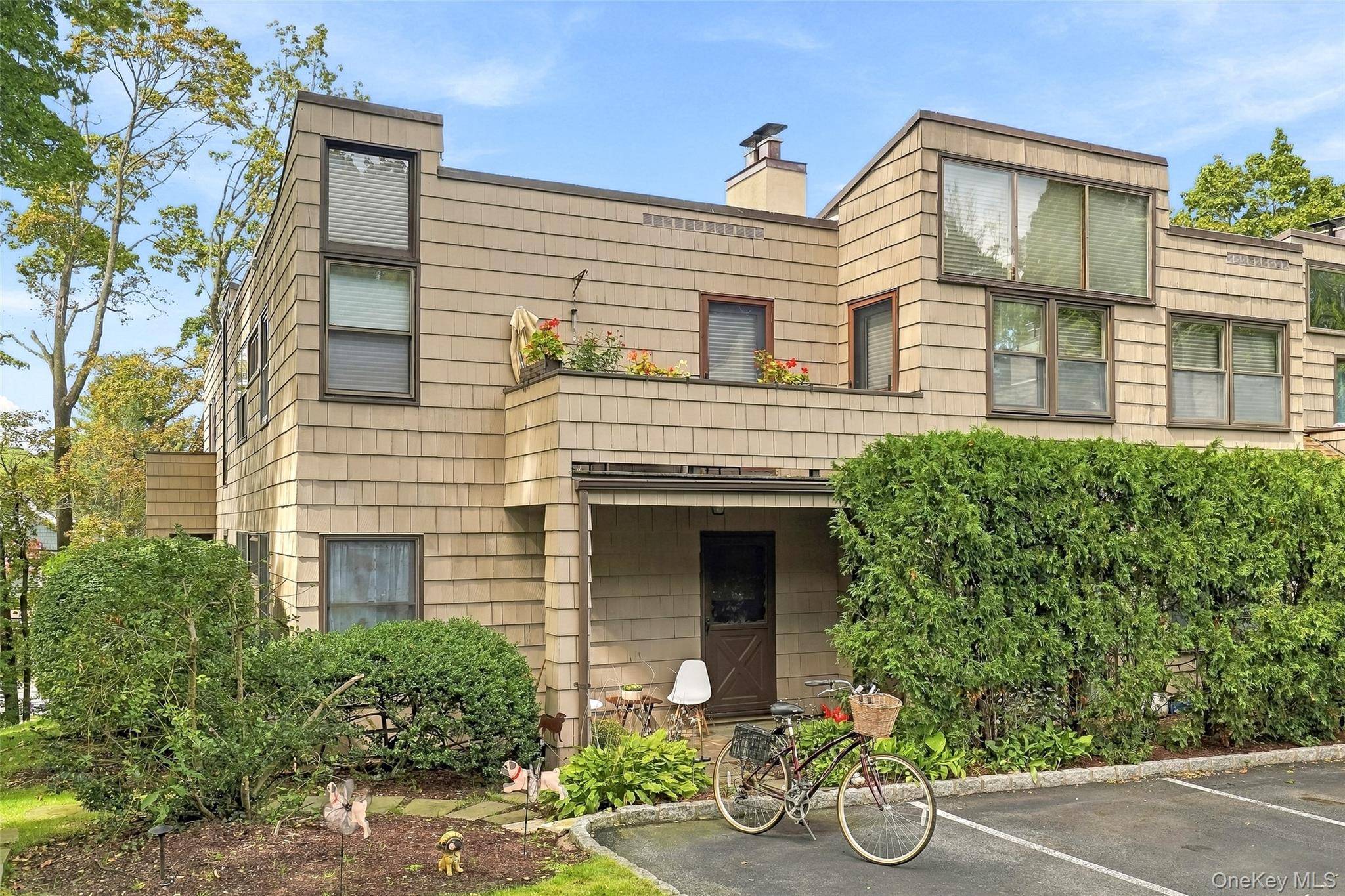 216 Purchase ST #F, Rye, NY 10580