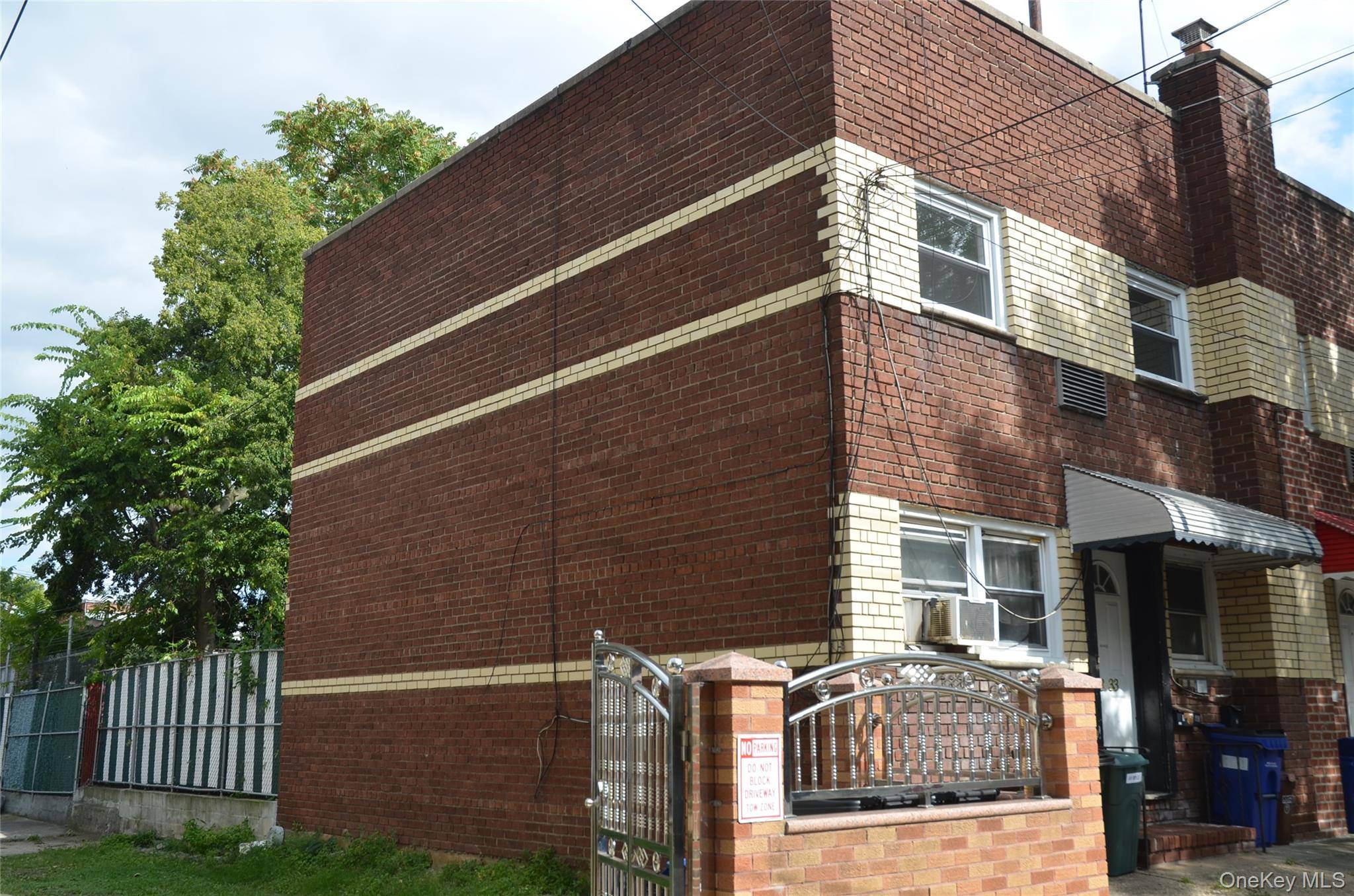 103-33 91st ST, Ozone Park, NY 11417