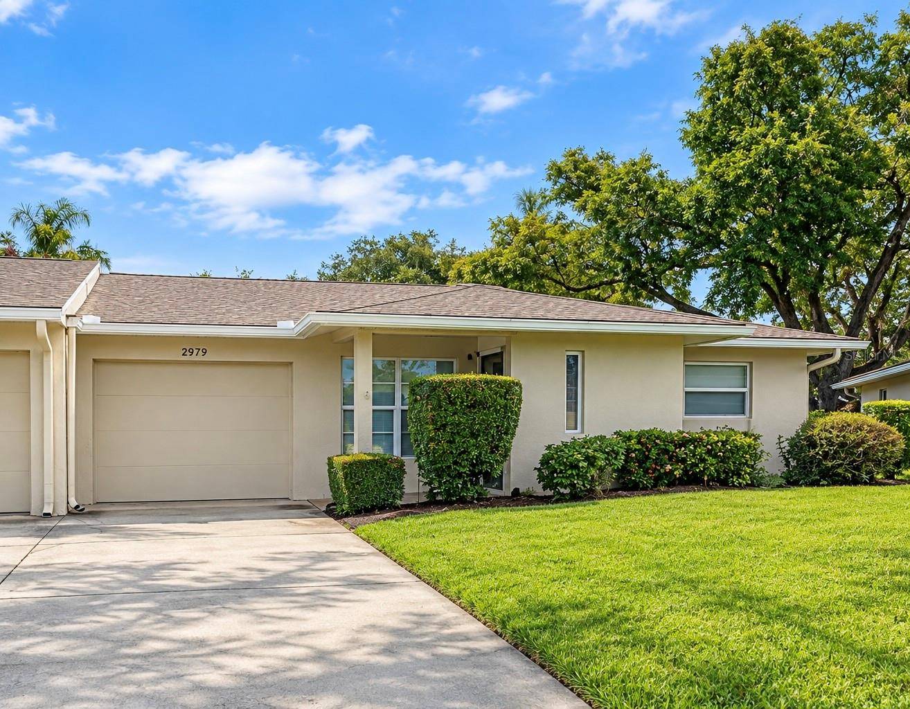 2979 CAPTIVA GARDENS DR #22, Sarasota, FL 34231