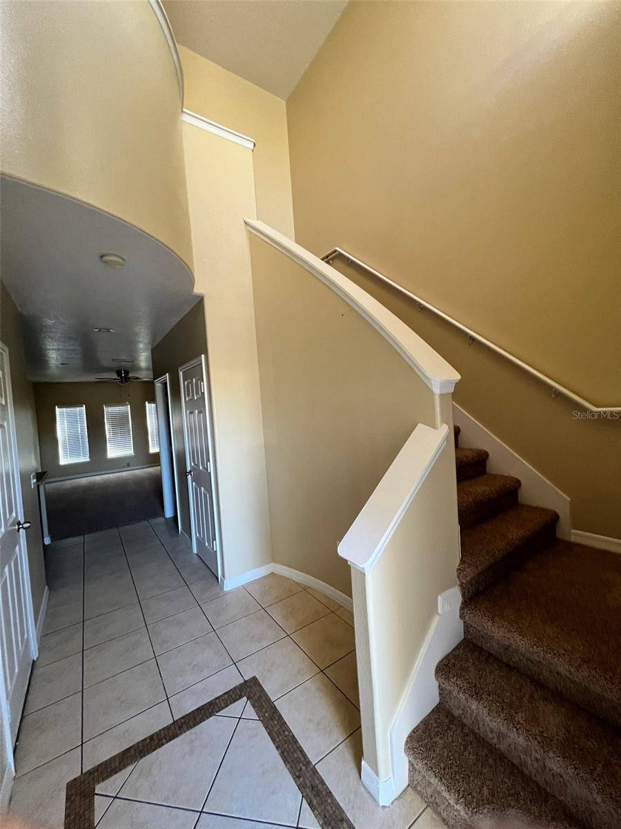2202 SEVEN OAKS DR, St Cloud, FL 34772