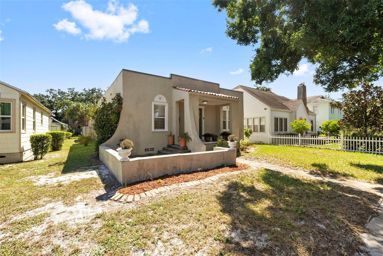 2842 DARTMOUTH AVE N, St Petersburg, FL 33713