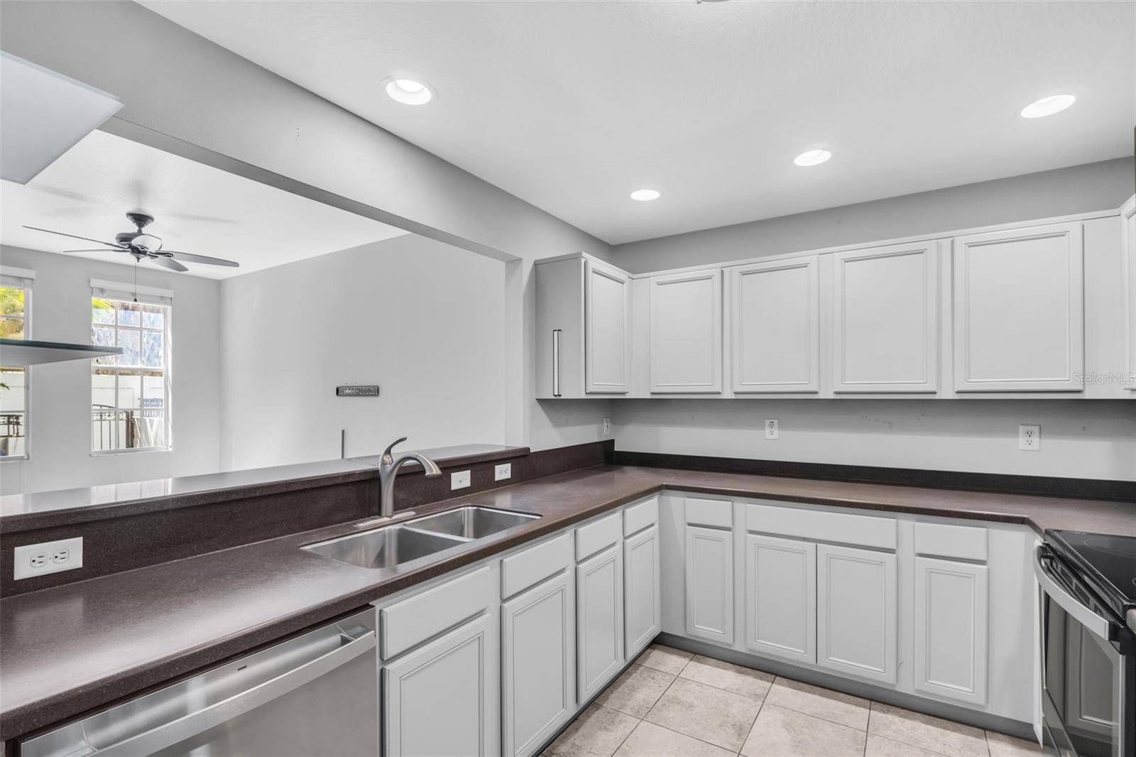 660 DELMAR TER S, St Petersburg, FL 33701