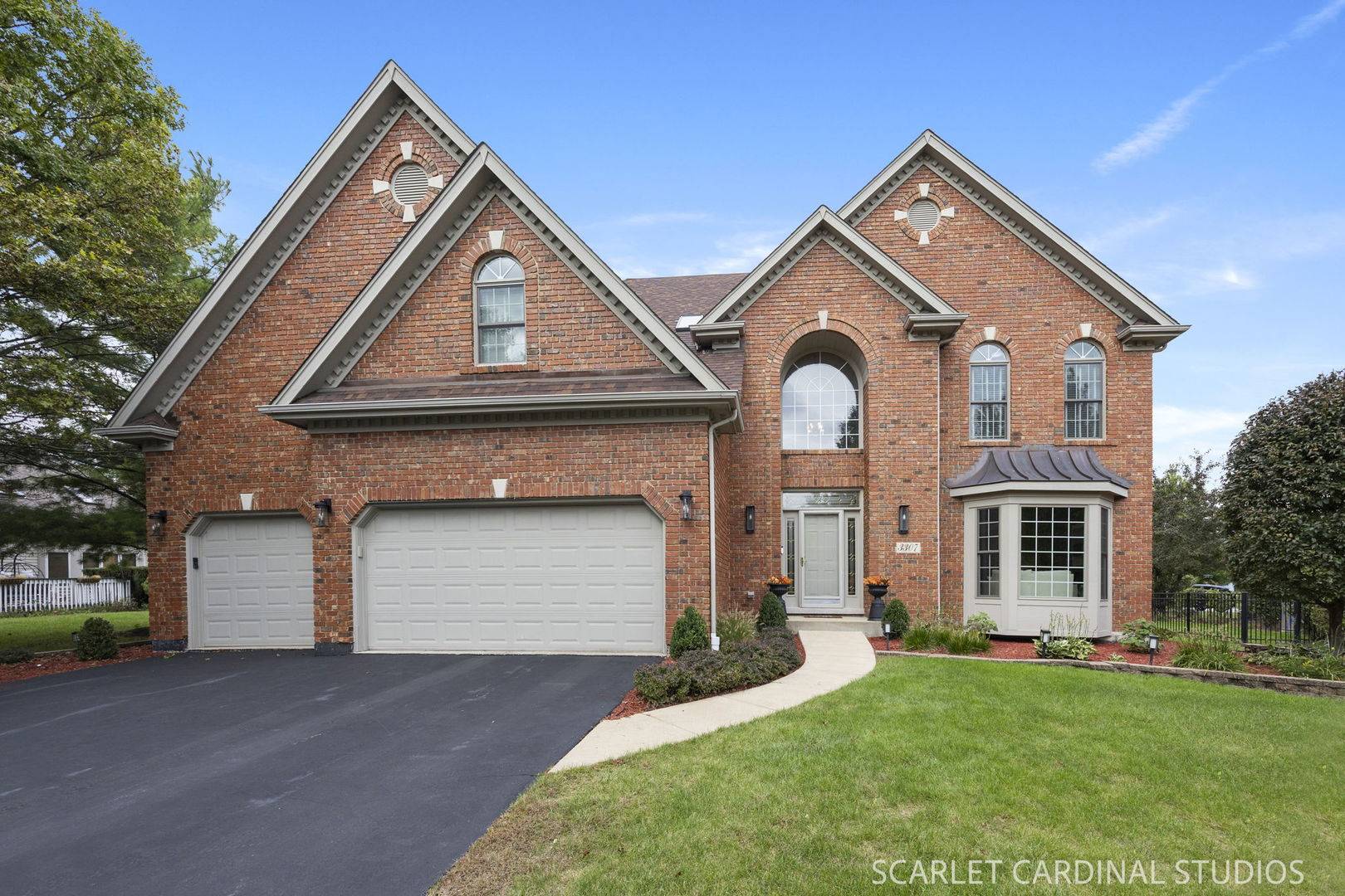 3307 Grassmere RD, Naperville, IL 60564