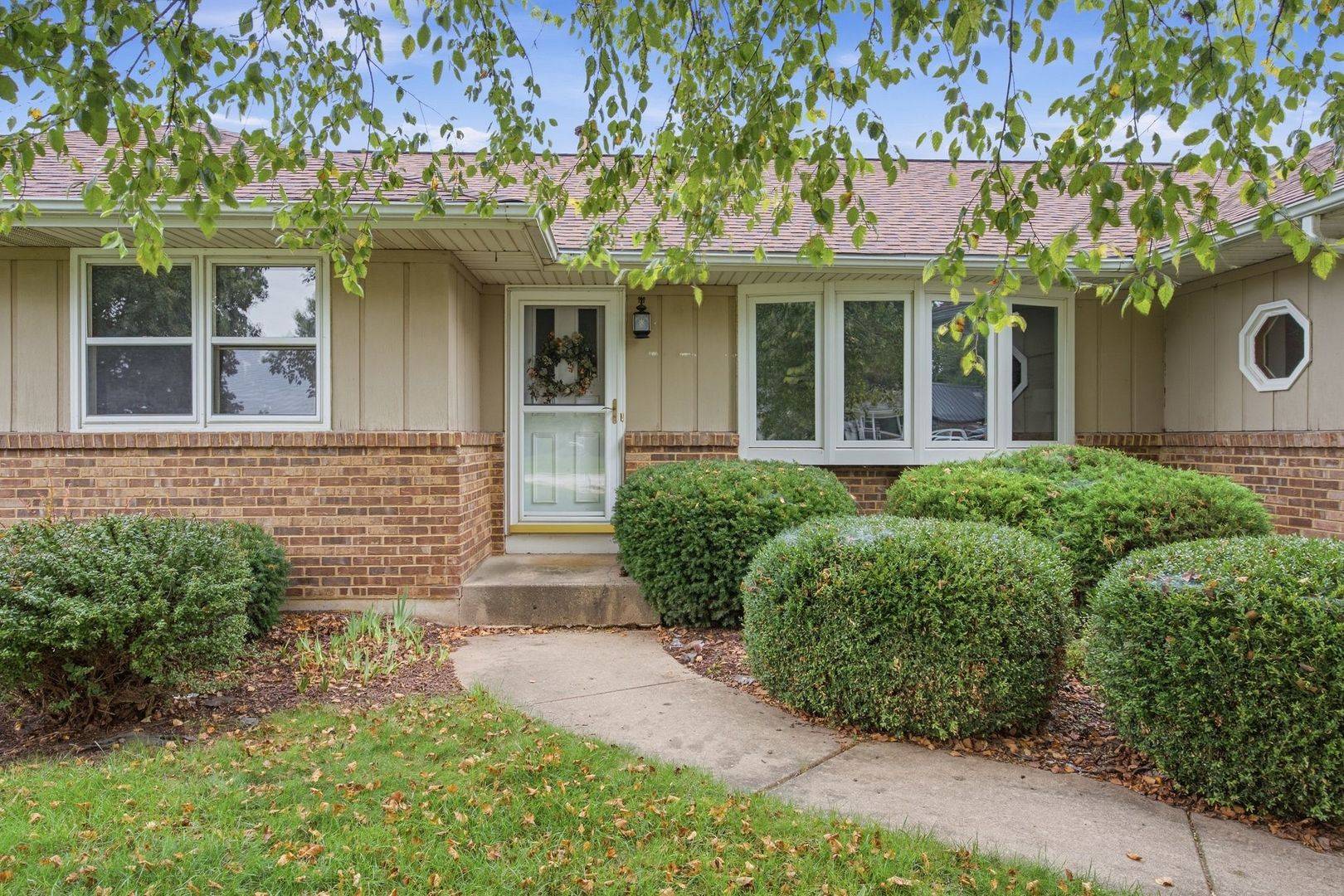 110 Naden CT, Yorkville, IL 60560