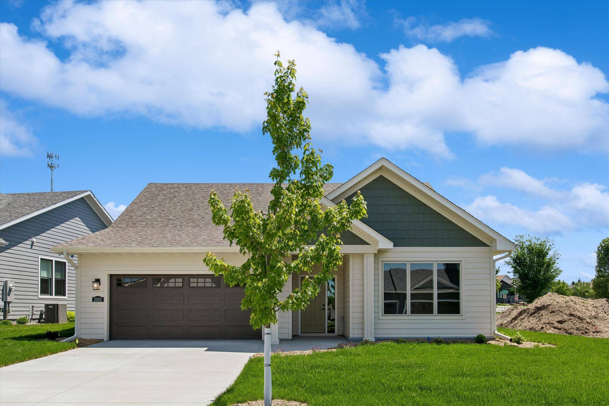 2015 Erie DR, Northfield, MN 55057