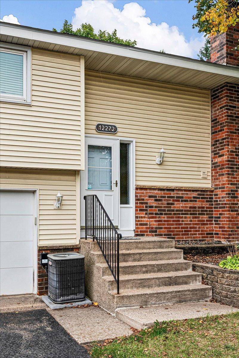 12272 17th AVE S, Burnsville, MN 55337