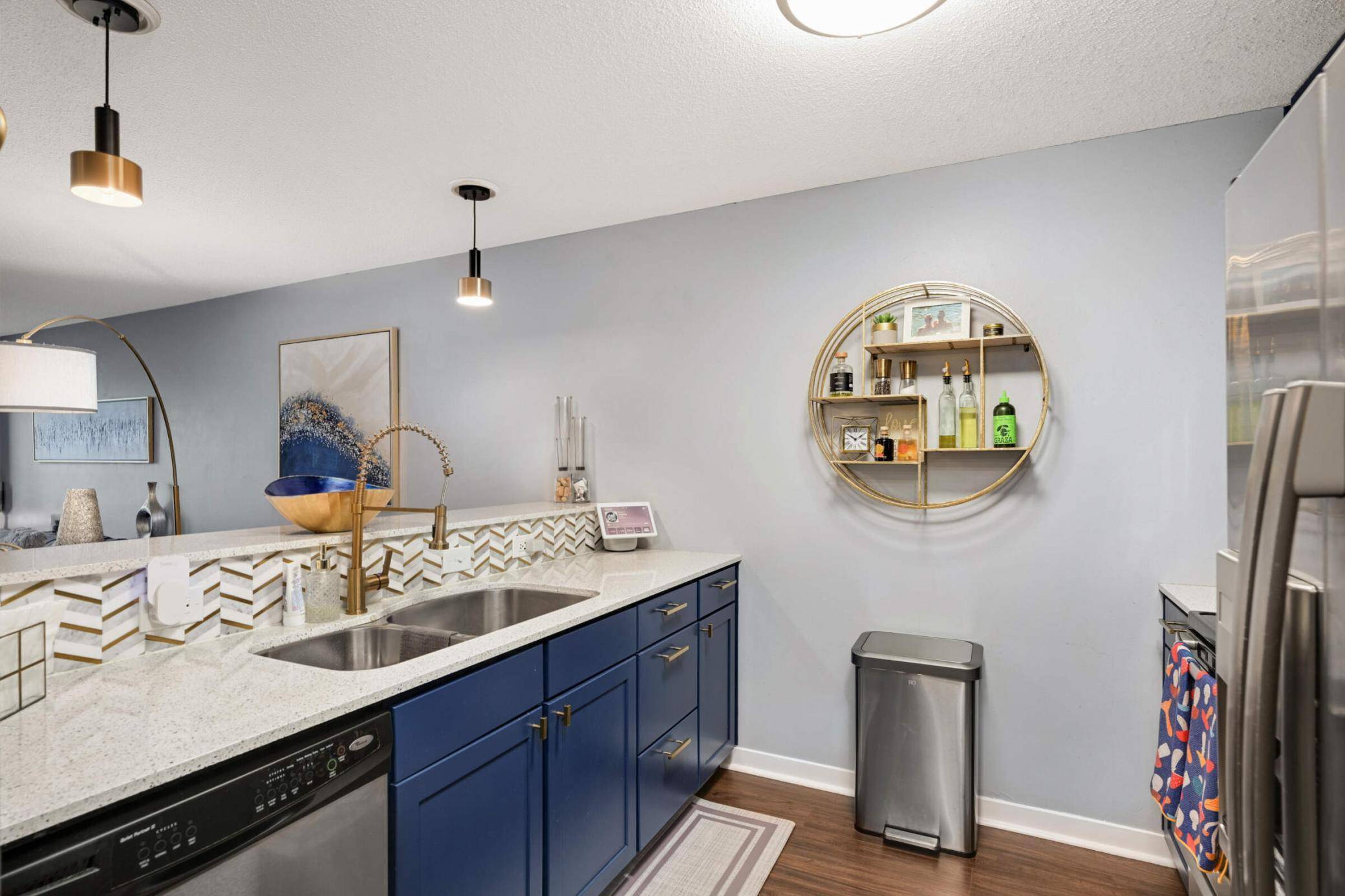 48 Groveland TER #206B, Minneapolis, MN 55403