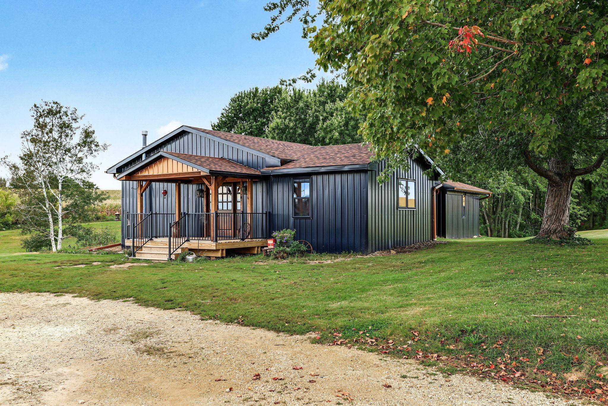 W2305 190th AVE, Maiden Rock, WI 54750