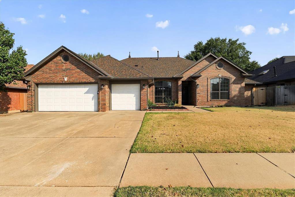 705 NW 143rd ST, Edmond, OK 73013