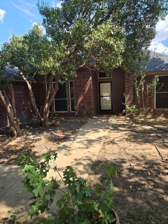 850 Valley View Court, Burleson, TX 76028