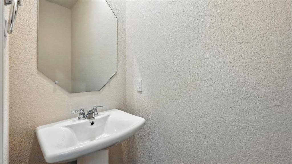 621 Newland Court, Princeton, TX 75407