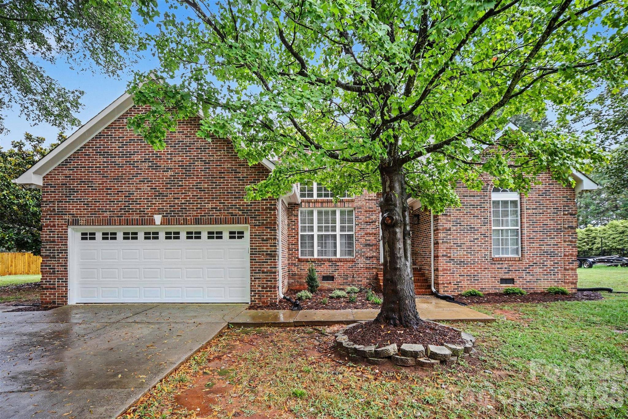 119 Stumpy Creek RD, Mooresville, NC 28117