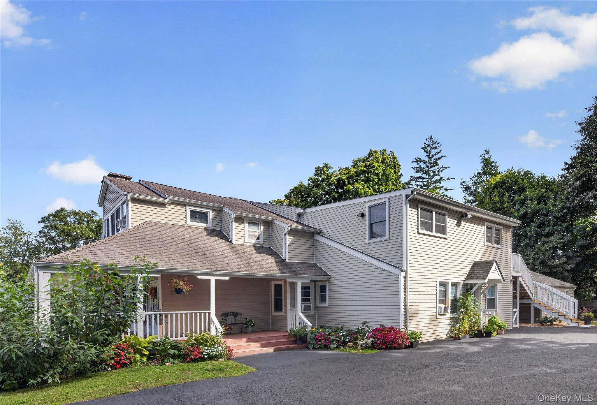1 Parker DR, Mahopac, NY 10541