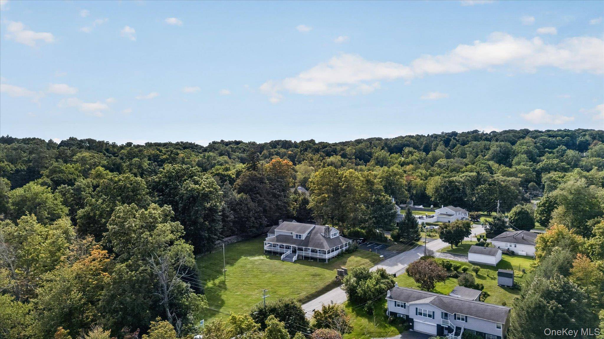 1 Parker DR, Mahopac, NY 10541