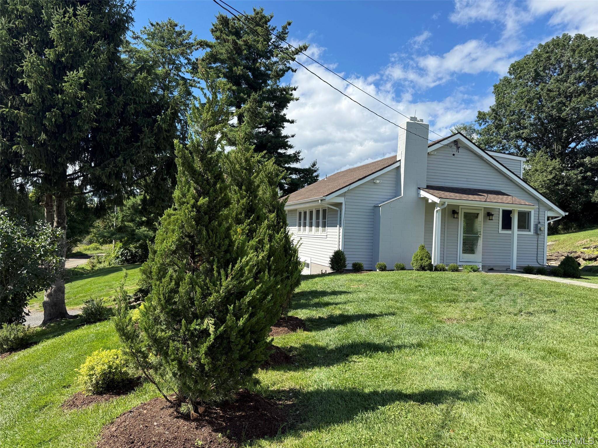 221 Prospect Hill RD, Ancram, NY 12502