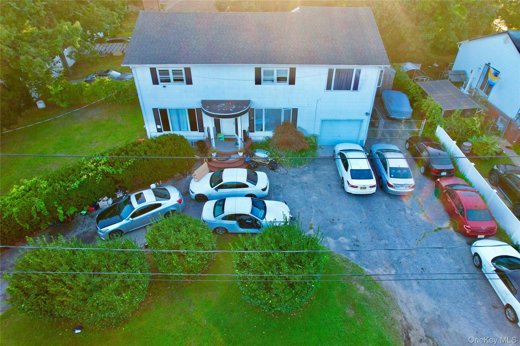 60 Knapp RD, Mastic Beach, NY 11951