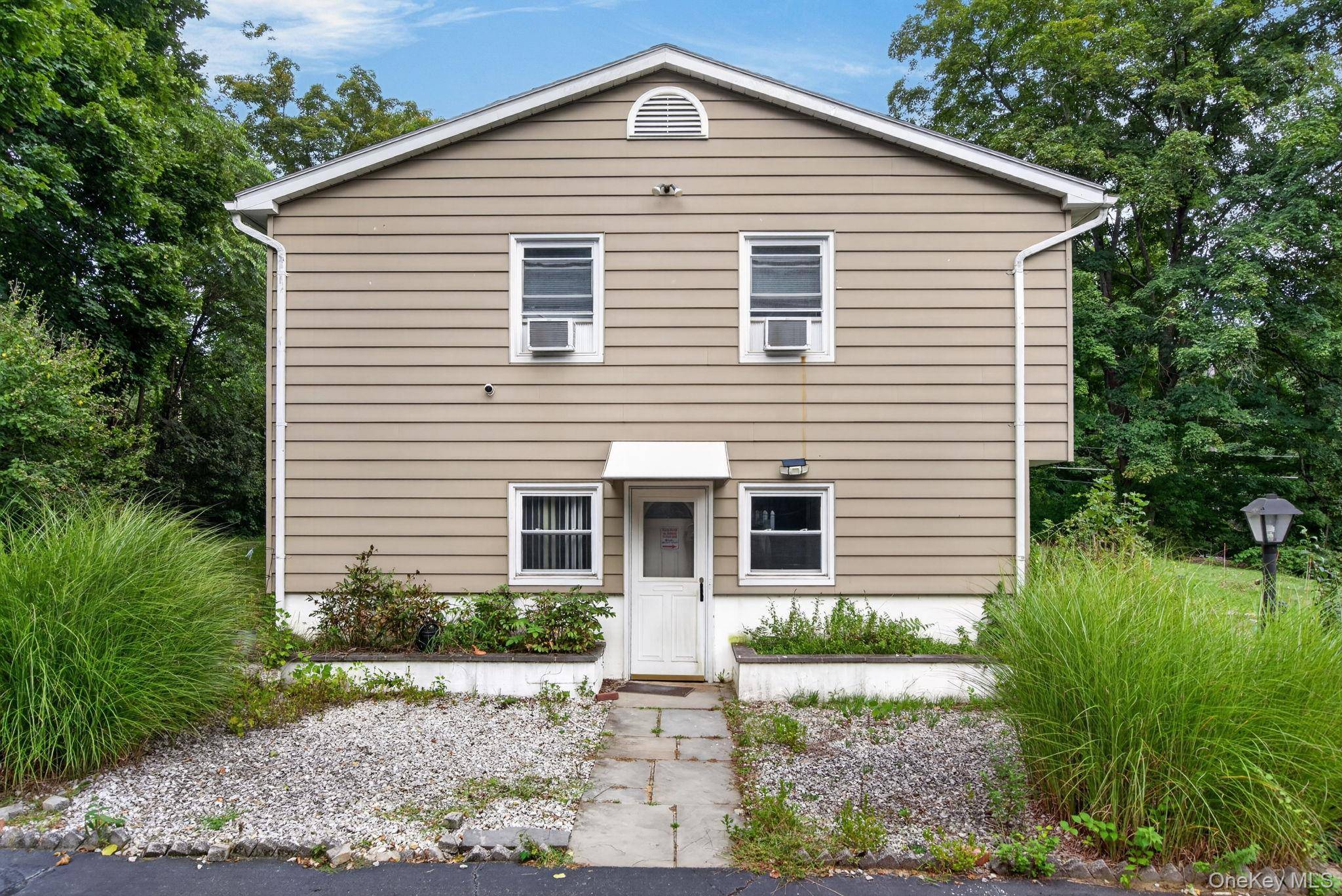 155 Stoneleigh AVE #1, Carmel, NY 10512