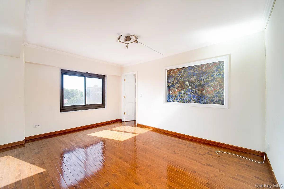 119-49 Union Turnpike #6C, Forest Hills, NY 11375