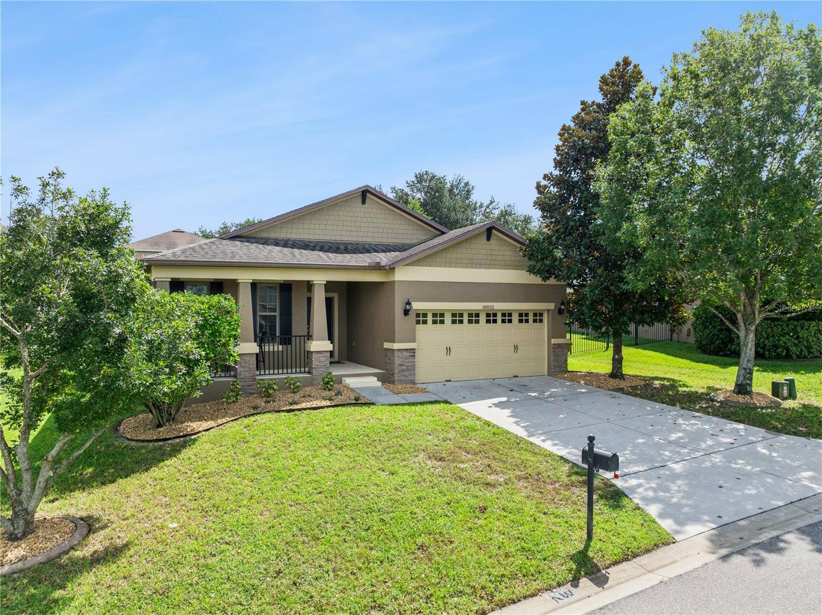 30022 DONNINGTON LOOP, Mount Dora, FL 32757