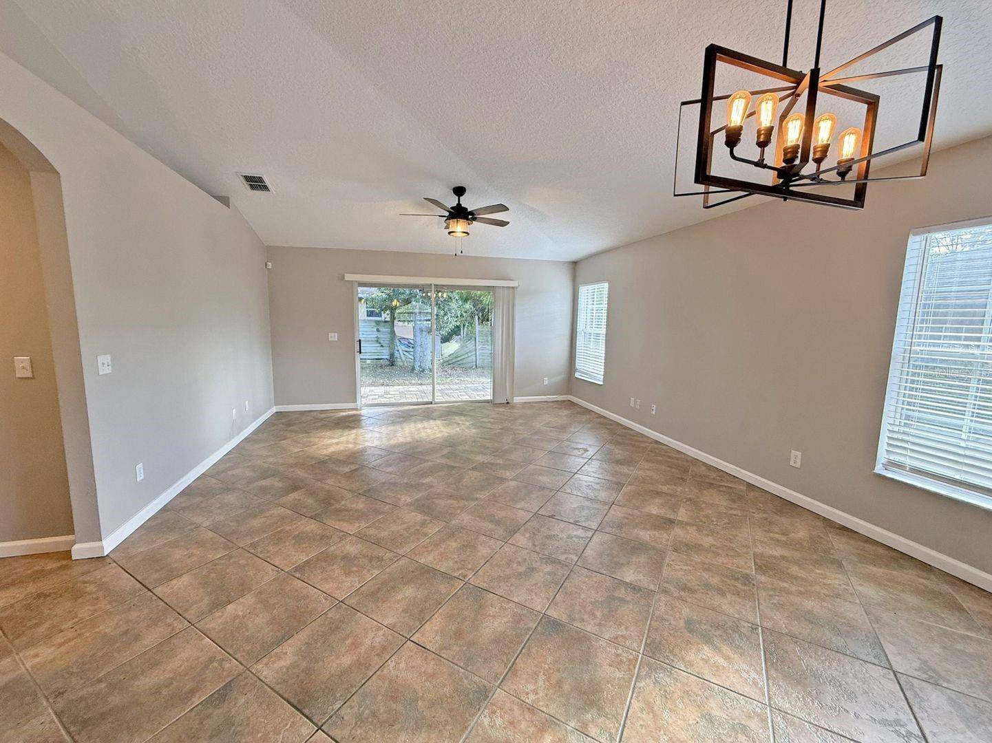 922 COHASSETT AVE, Lake Wales, FL 33853