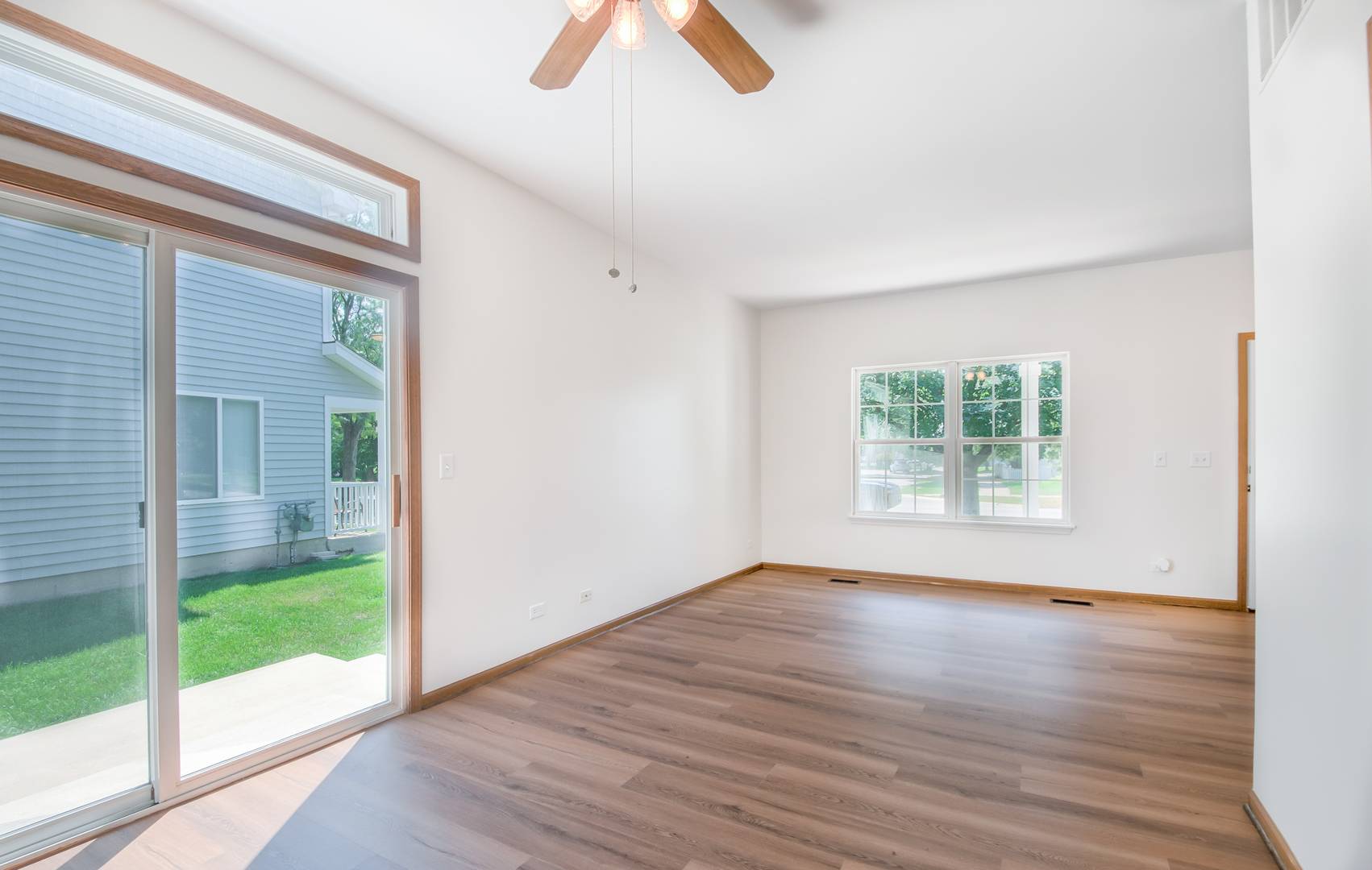 2515 Eldorado LN, Naperville, IL 60564
