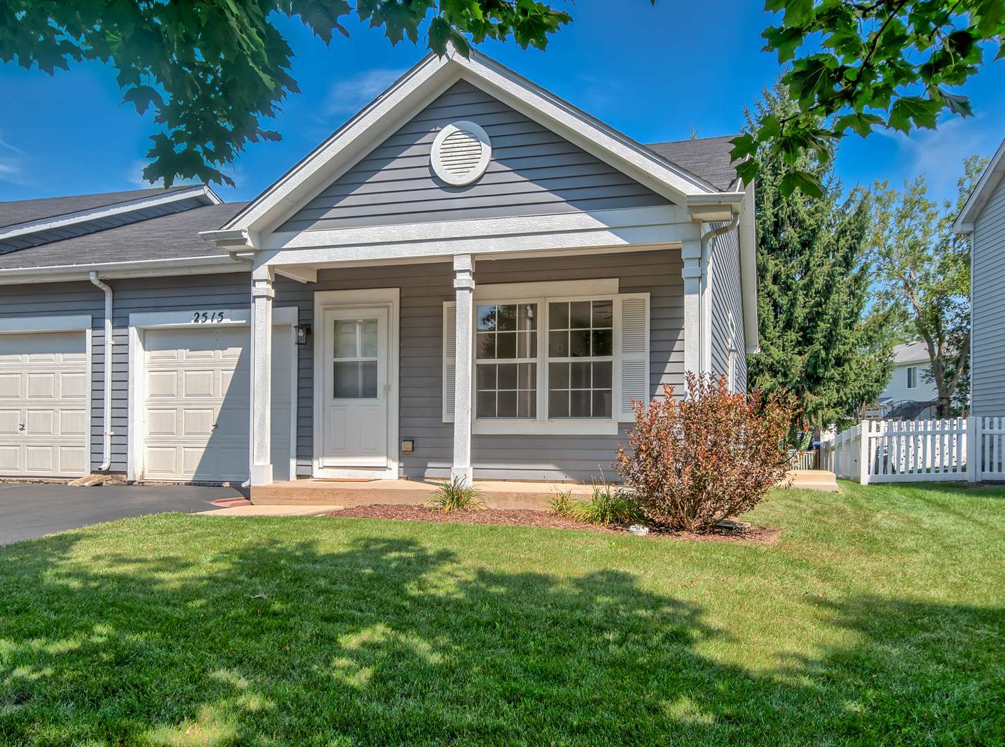 2515 Eldorado LN, Naperville, IL 60564