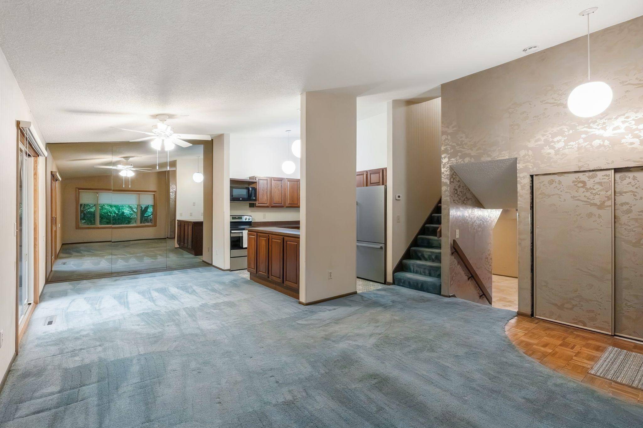 13430 Pepperwood CIR, Minnetonka, MN 55305