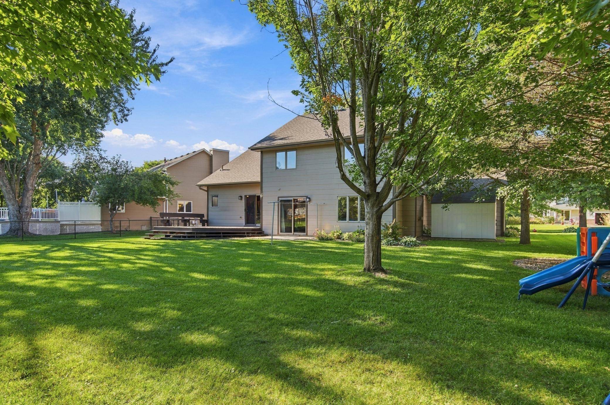 490 Hawthorn RD, Lino Lakes, MN 55014
