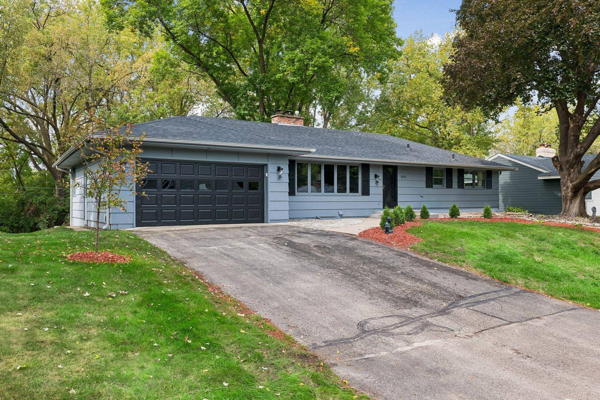 5932 Walnut DR, Edina, MN 55436