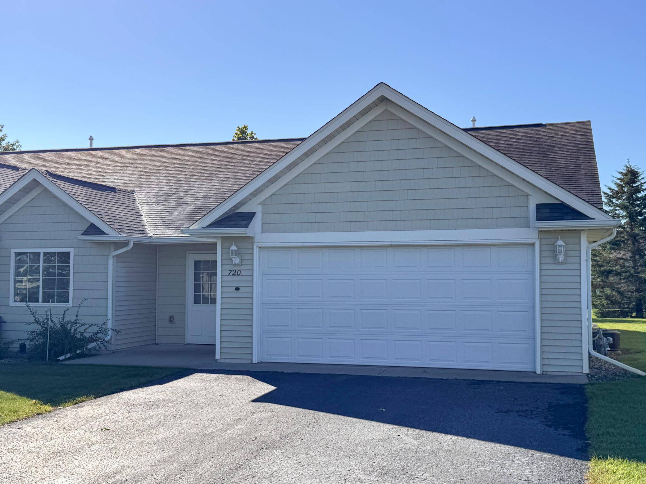 720 35th ST NW, Bemidji, MN 56601