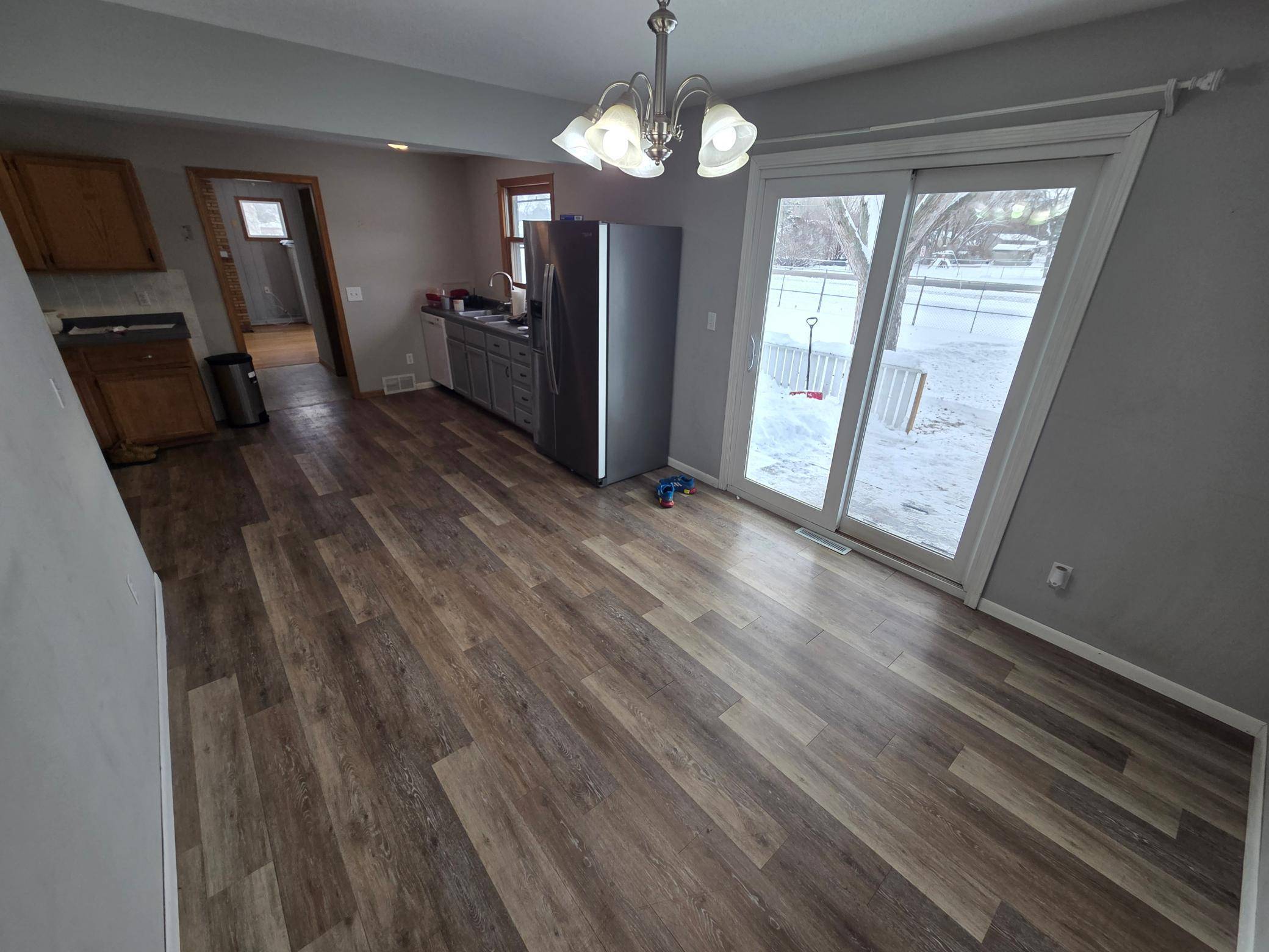 1005 Golf Course RD, Monticello, MN 55362