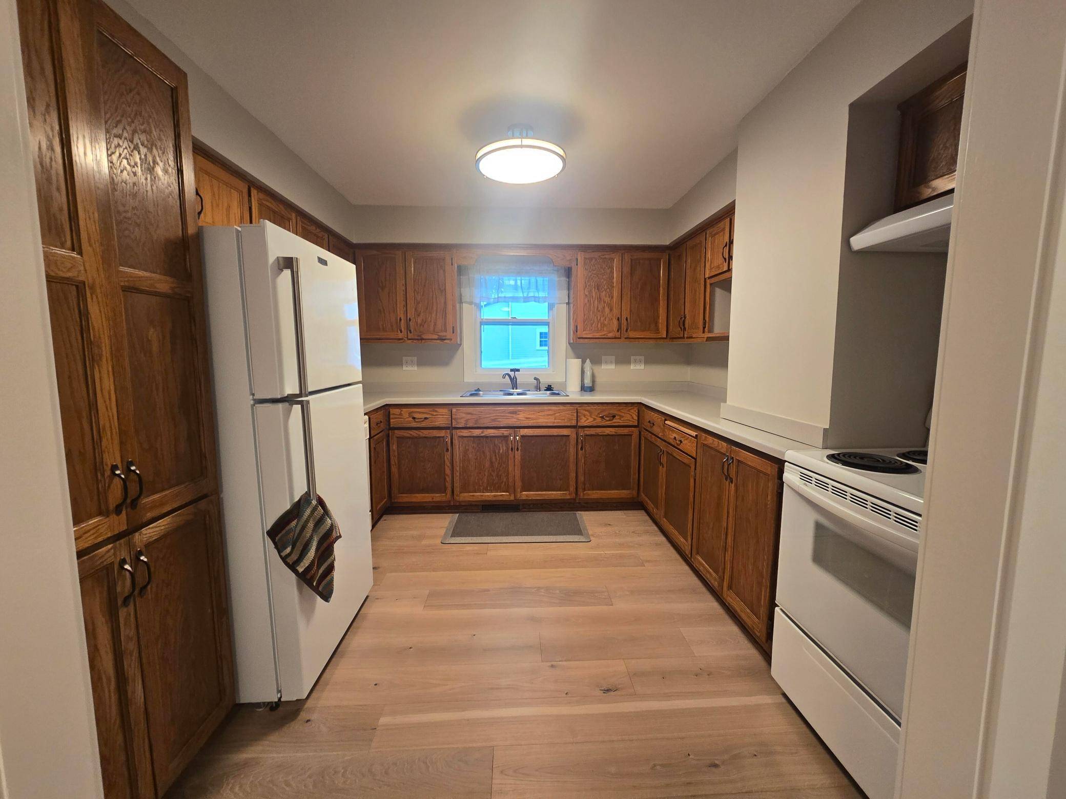 401 1st AVE NW, Byron, MN 55920