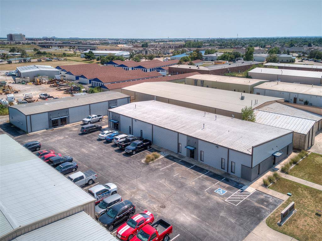 2845 Broce DR, Norman, OK 73072