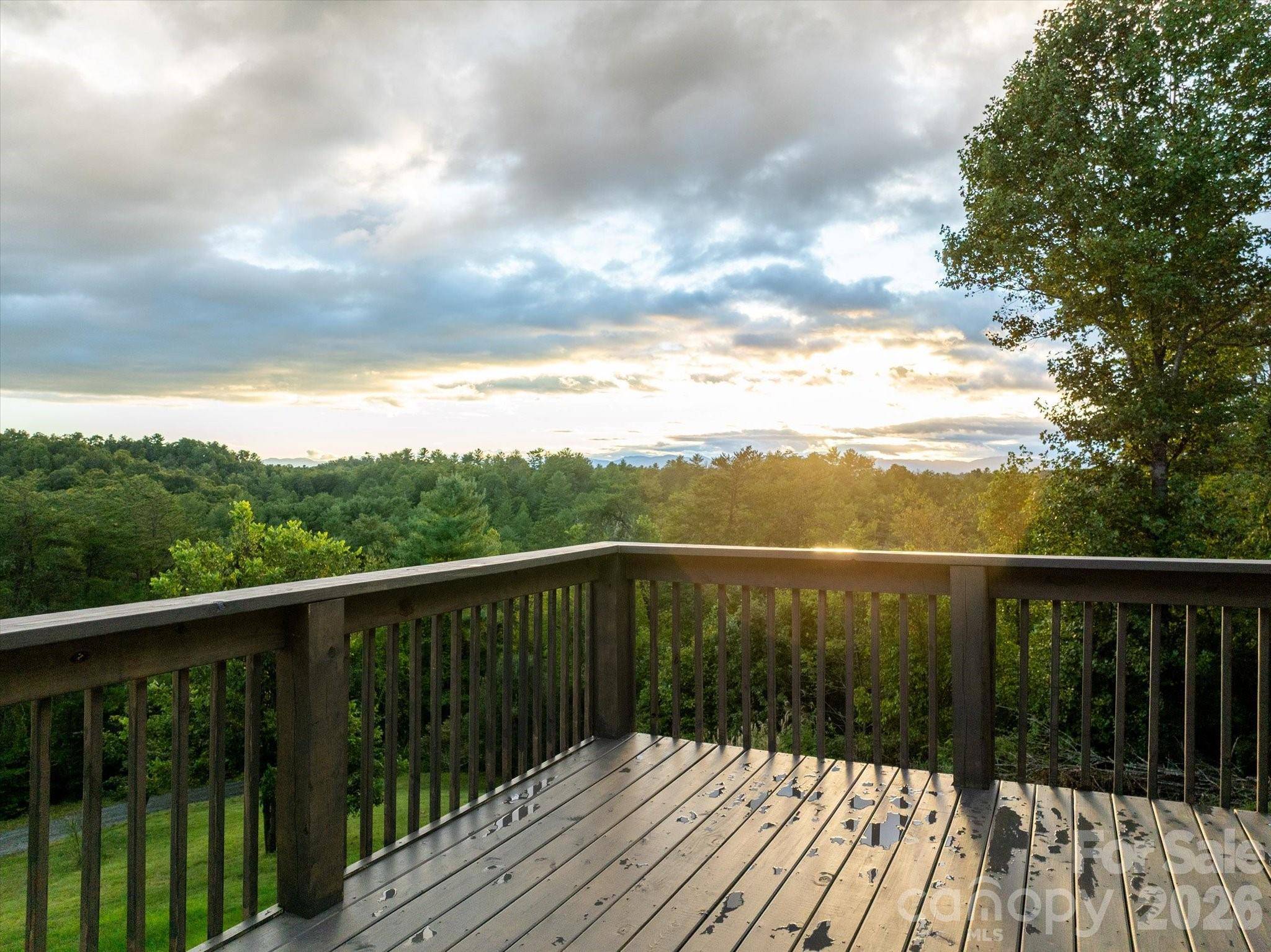 47 Sams RD, Weaverville, NC 28787
