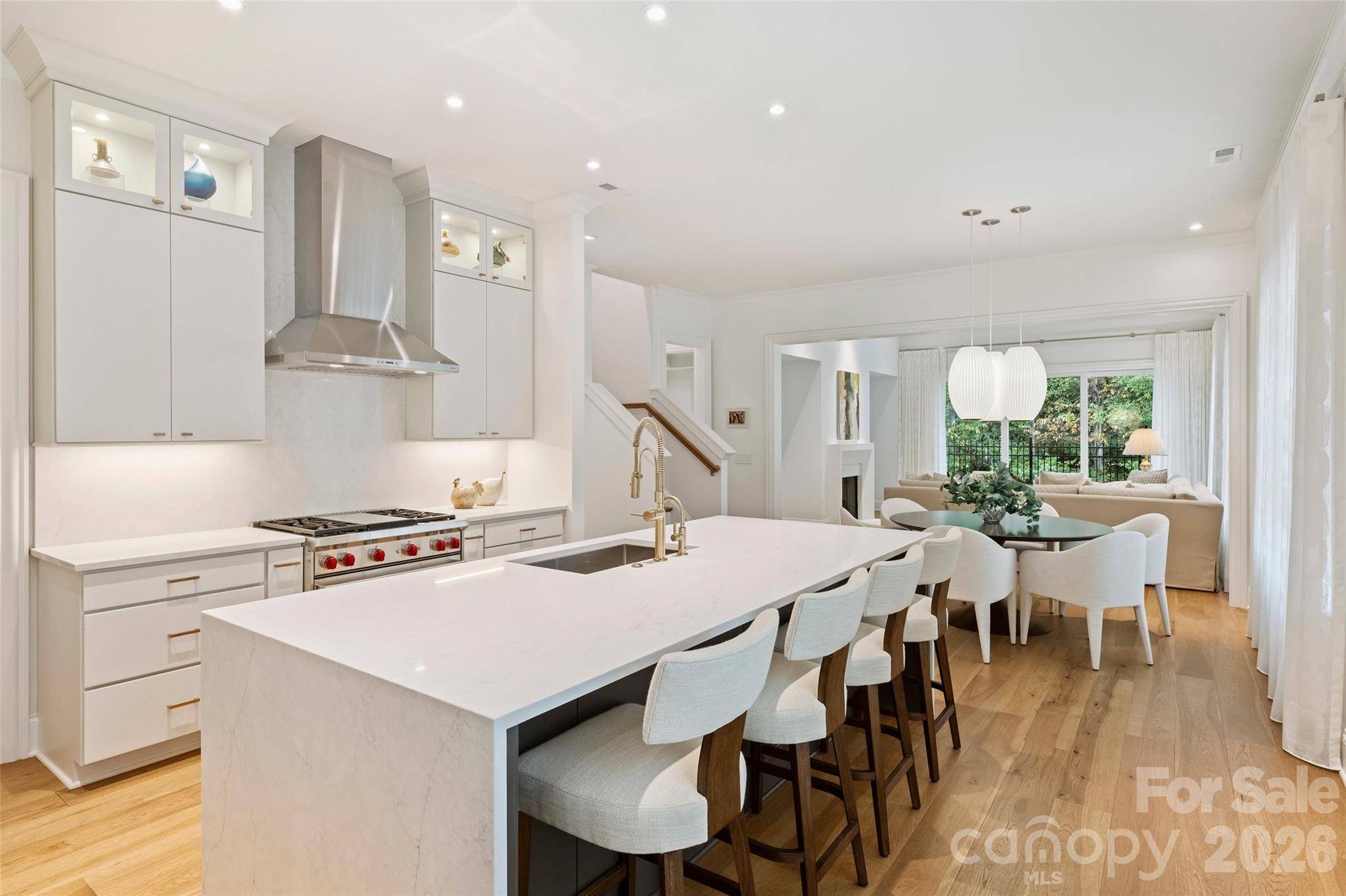 313 Audrey PL, Charlotte, NC 28226
