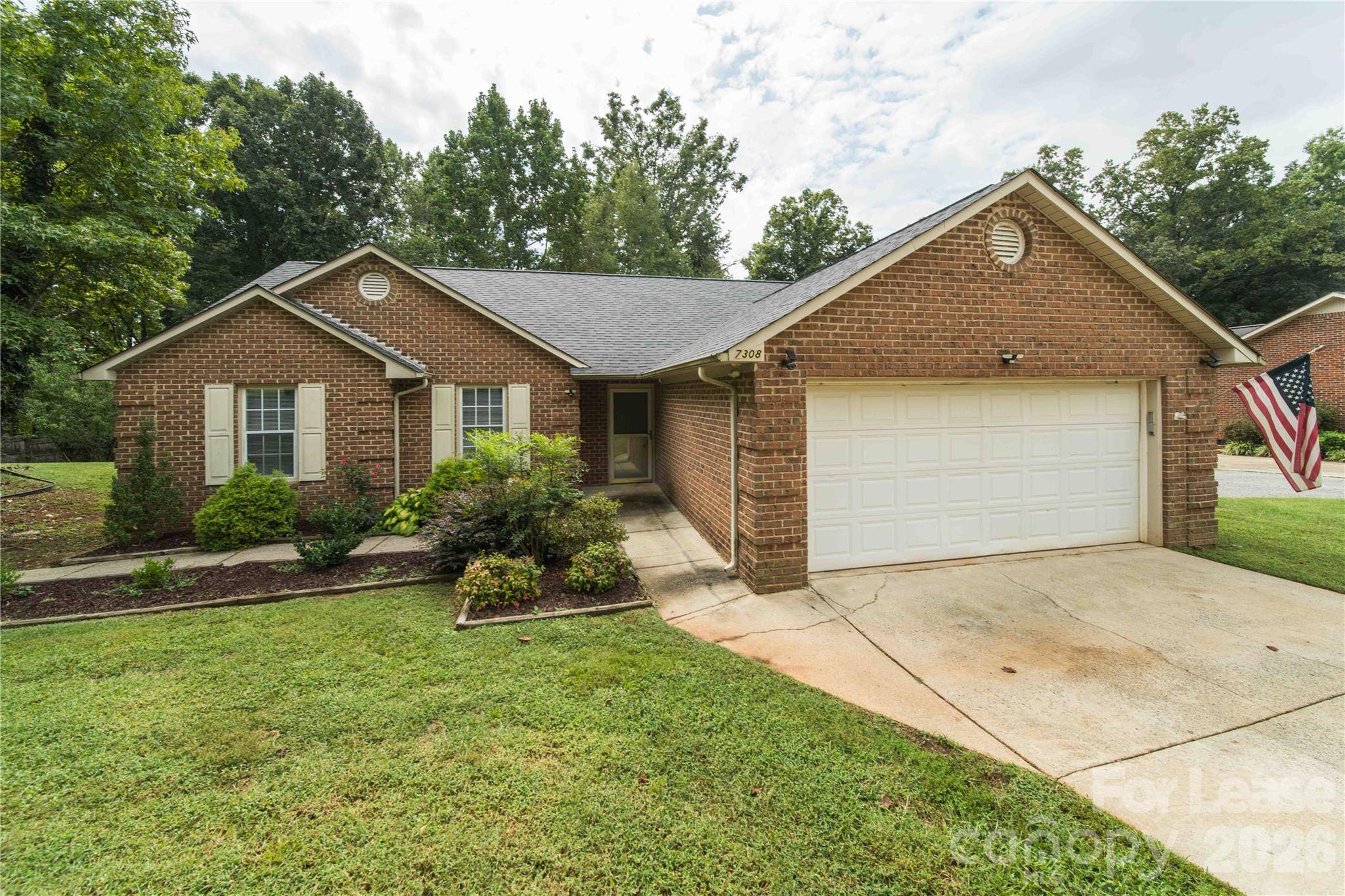 7308 Hagers Hollow DR, Denver, NC 28037