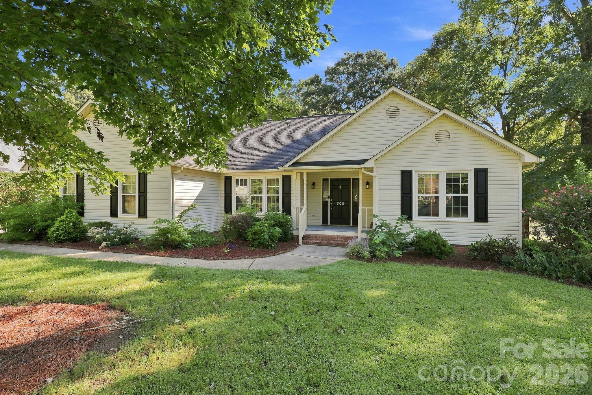 303 N Deerfield CIR, Salisbury, NC 28147