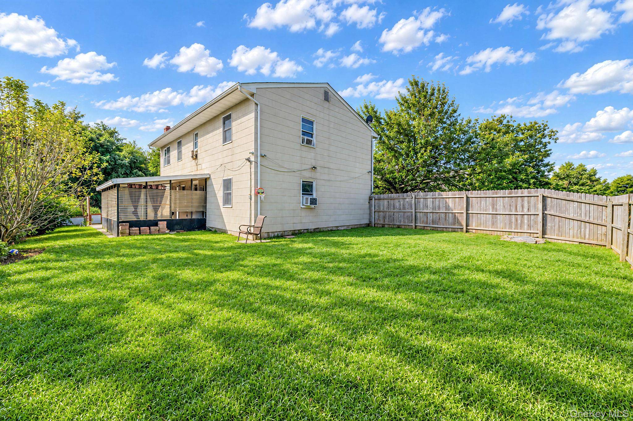83 Pine Tree DR, Shirley, NY 11967