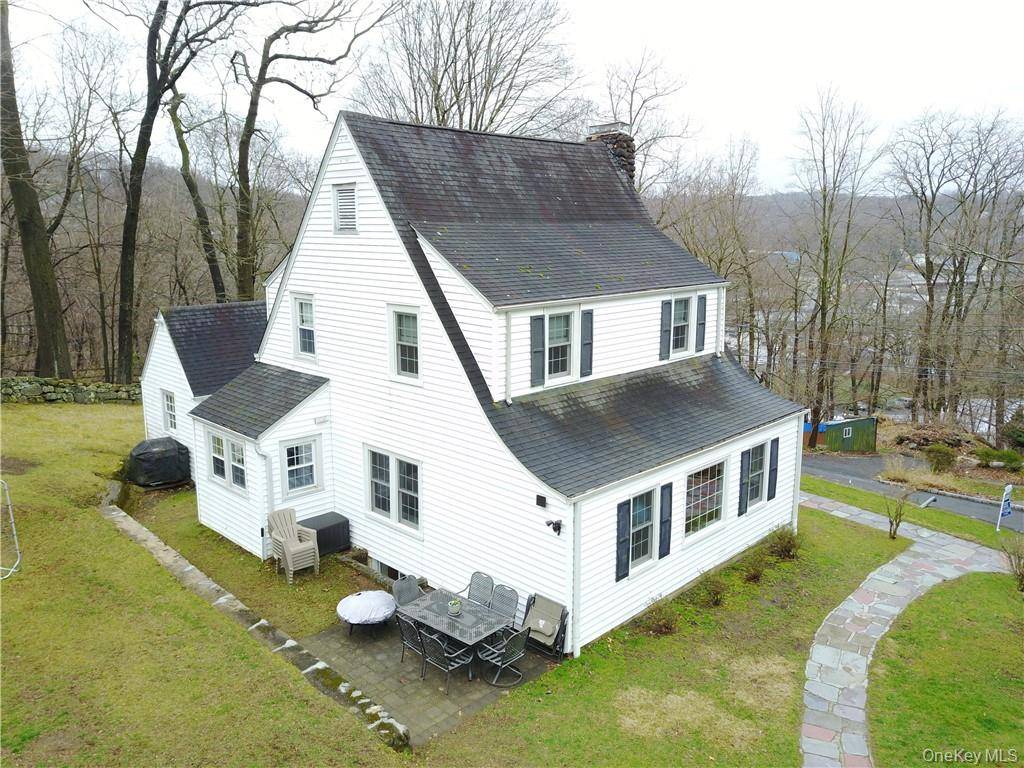 15 Beacon Hill RD, Ardsley, NY 10502