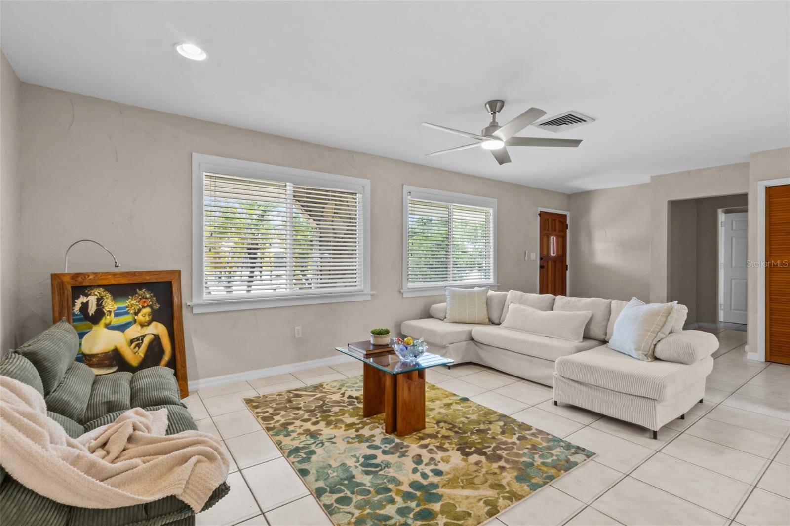 2520 E MILMAR DR, Sarasota, FL 34237