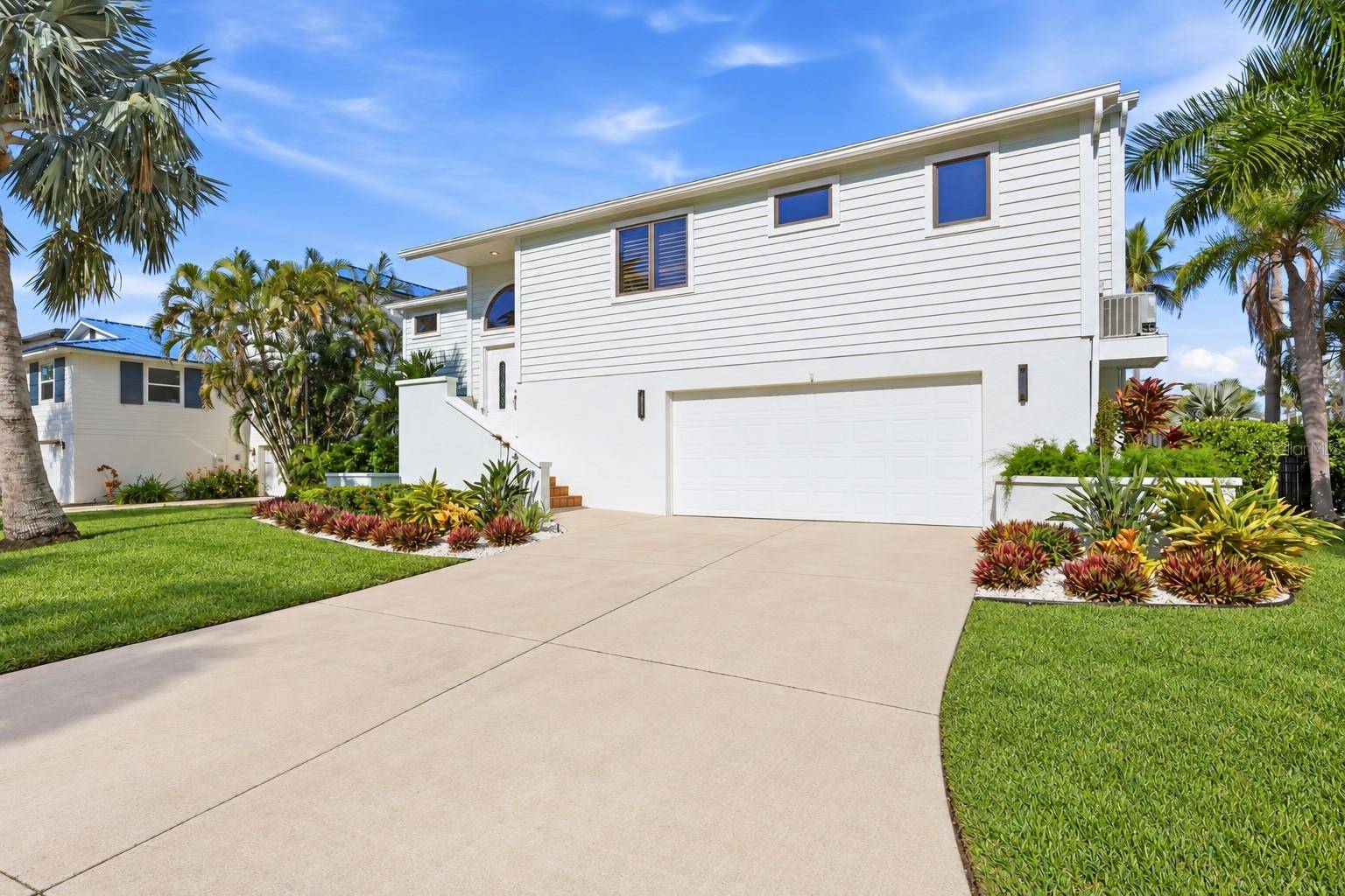 783 MARBURY LN, Longboat Key, FL 34228