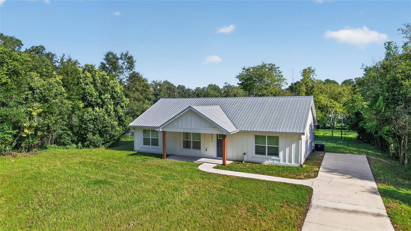 524 NW 1ST AVE, Williston, FL 32696